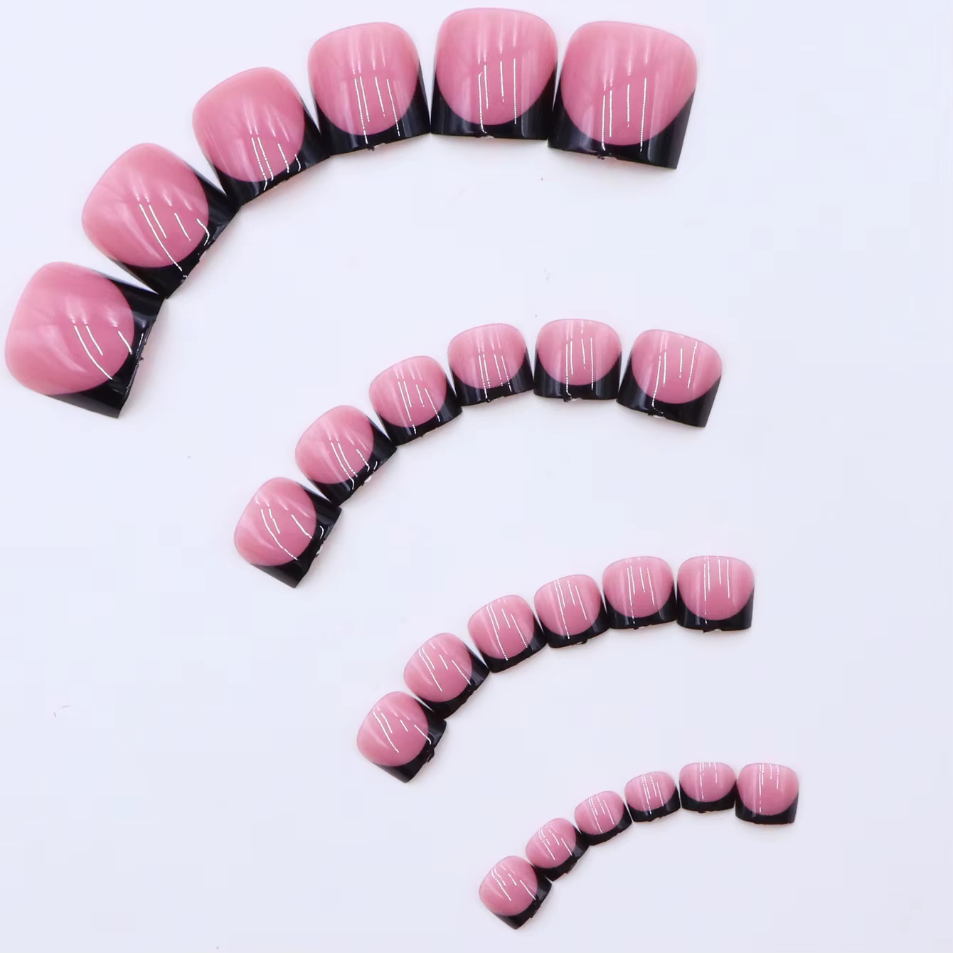 48 pièces de faux ongles adhésifs à couverture complète