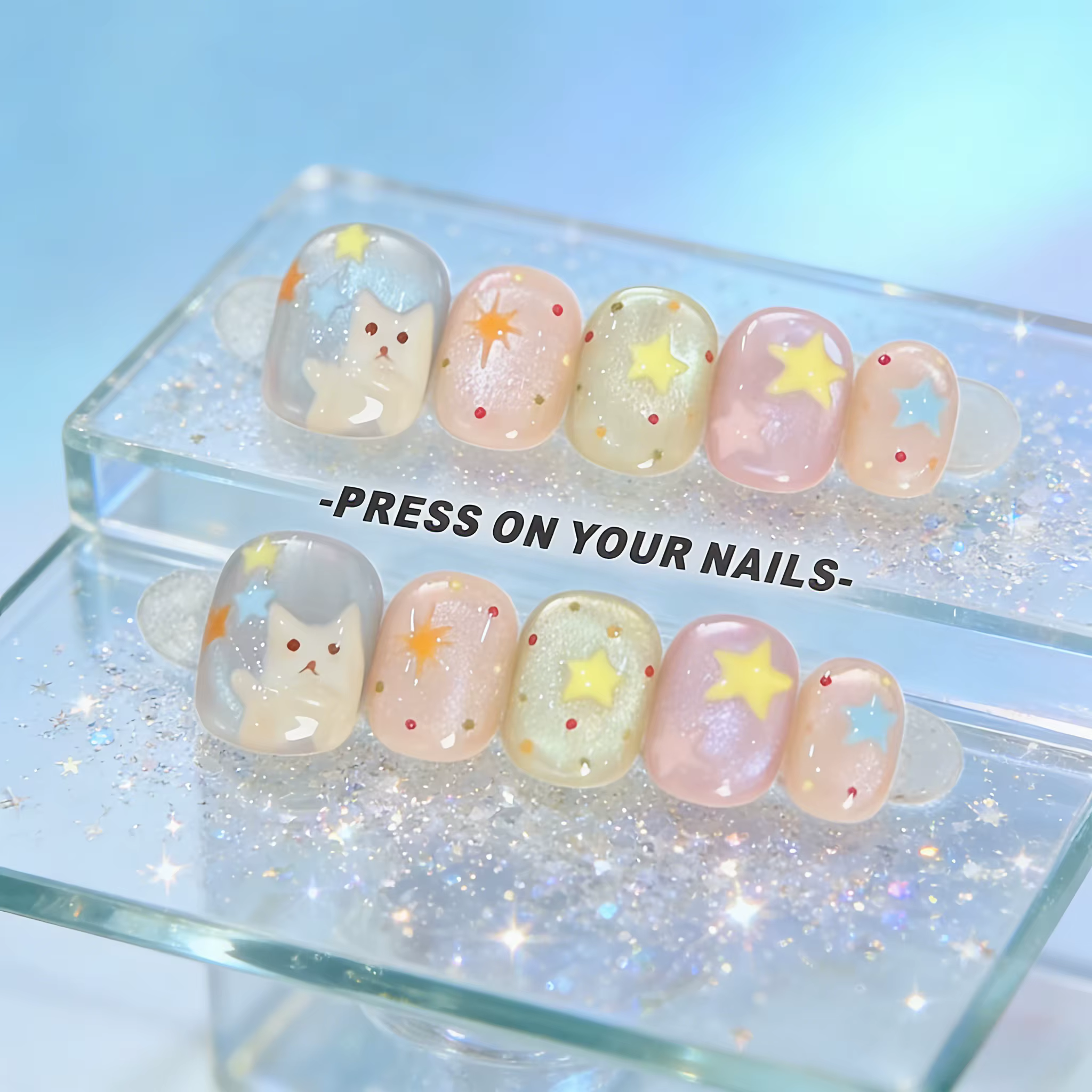 10 faux ongles courts carrés à presser