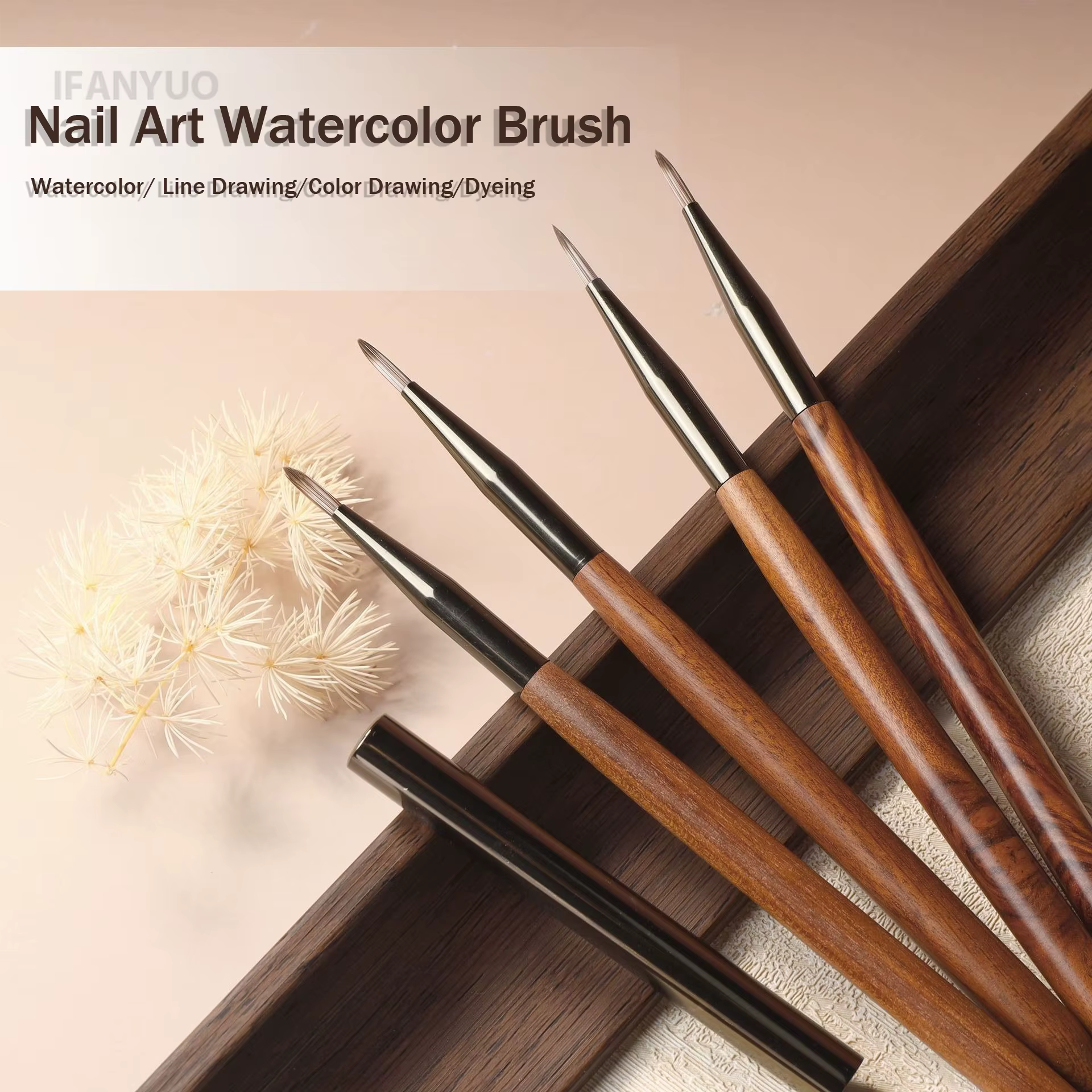 Brosse à ongles avec manche en bois et Nylon souple