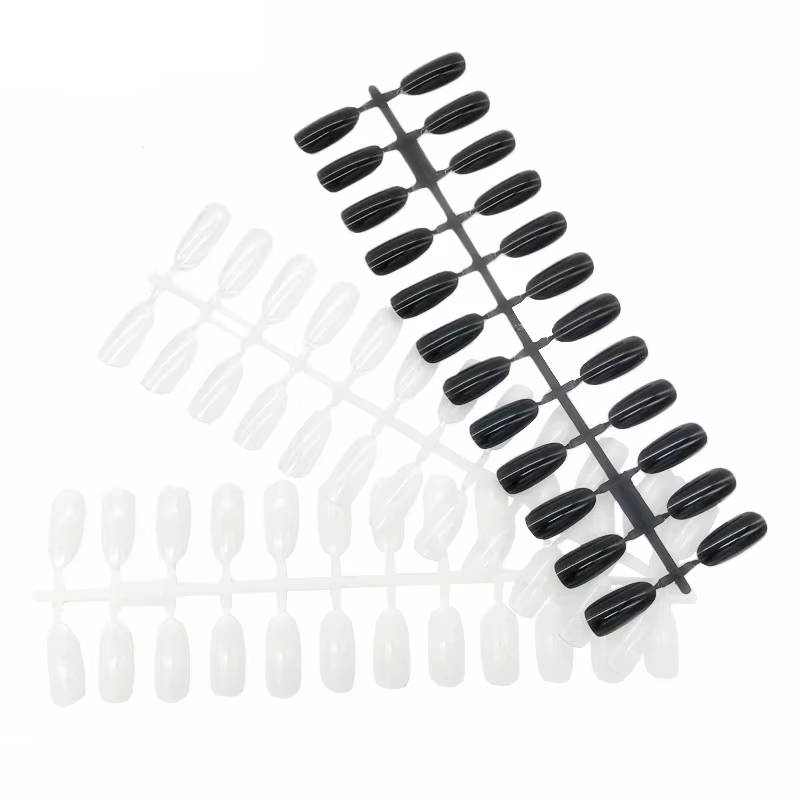 Faux ongles naturels transparents noirs