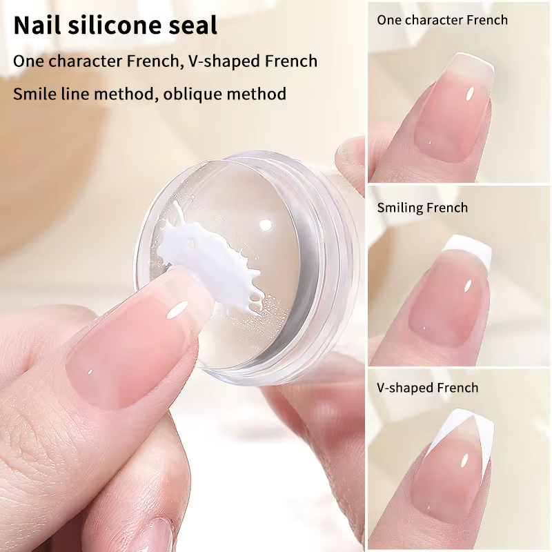 Grattoir à ongles avec capuchon