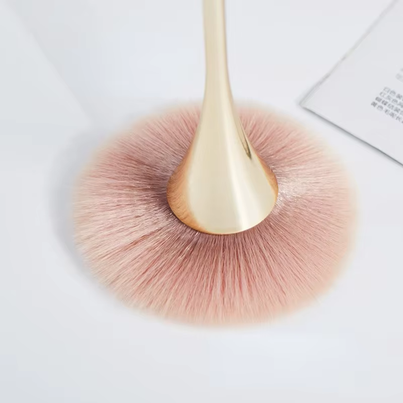 Brosse de nettoyage de la poussière des ongles