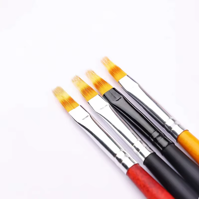 Brosse à ongles en dentelle