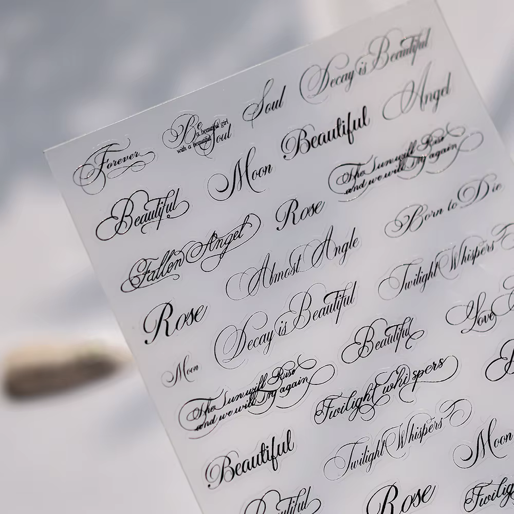 Autocollants pour ongles à motifs lettres anglaises, noir et blanc, style artistique, design manuscrit, décorations de manucure pour fête