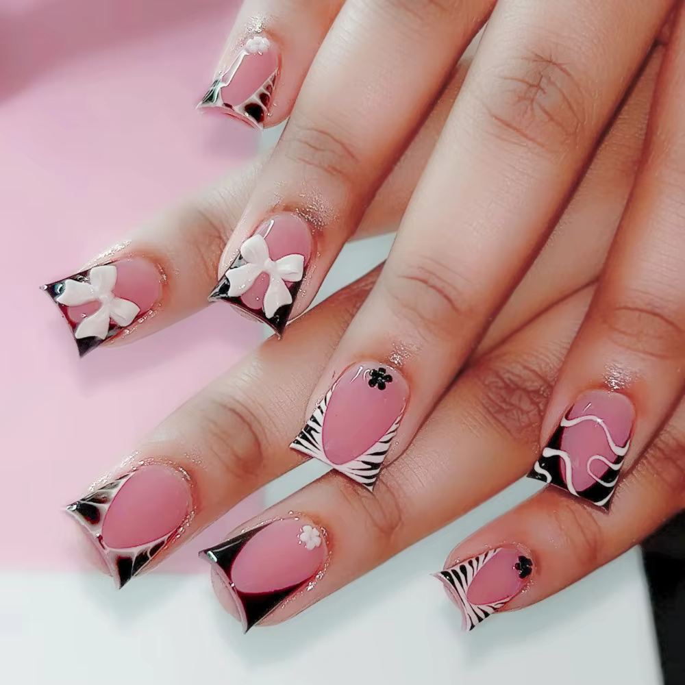 24 faux ongles à presser imprimé léopard