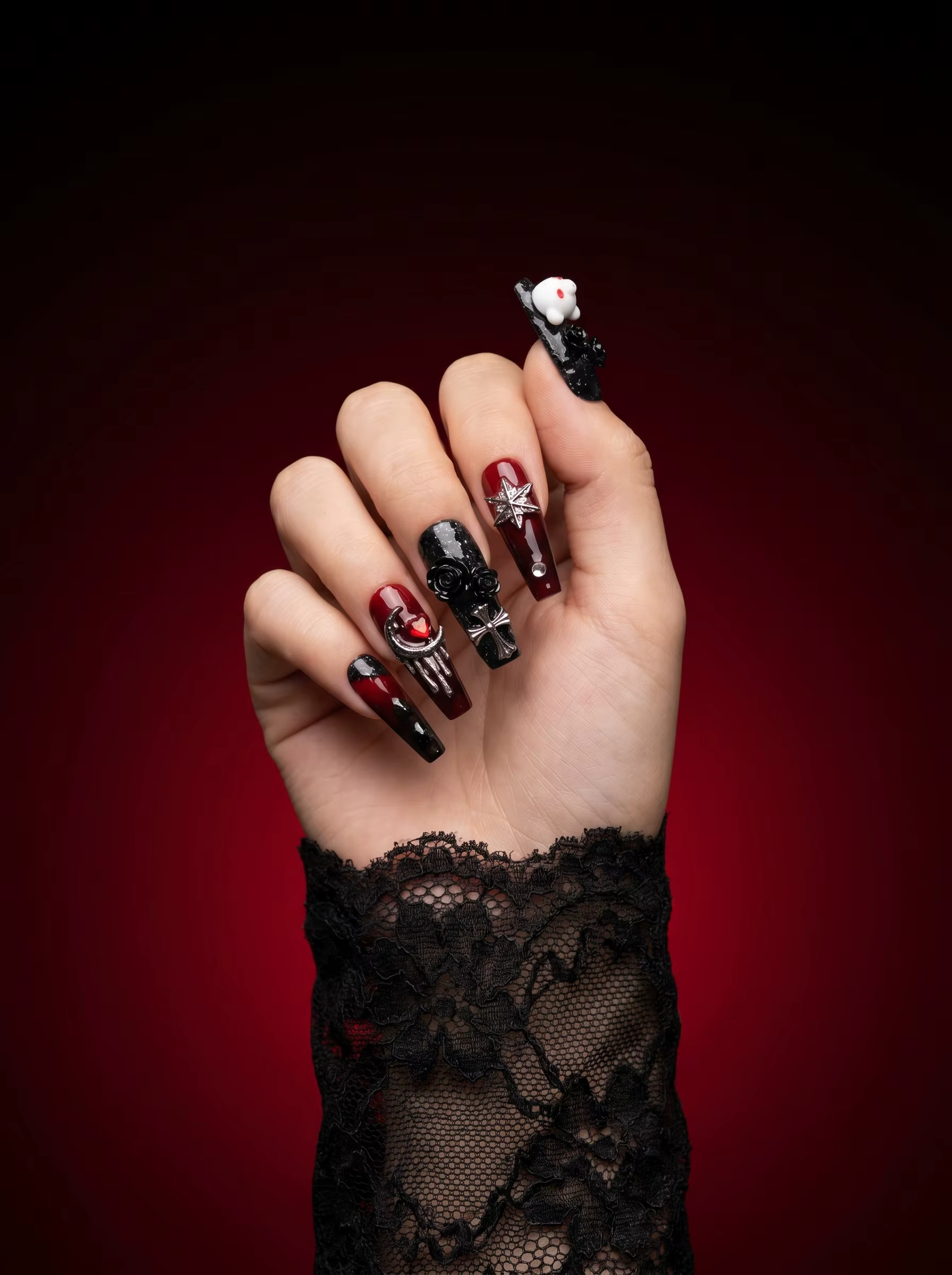 Faux ongles gothiques faits à la main à pression 3D avec motif ours mignon et croix rouge et noir