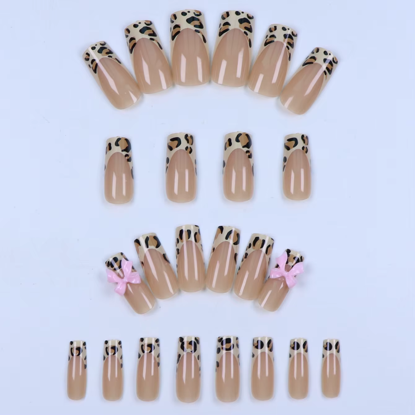Faux ongles longs en acrylique