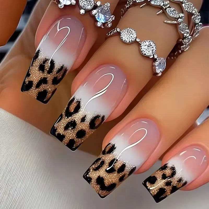 Faux ongles courts, moyens et longs