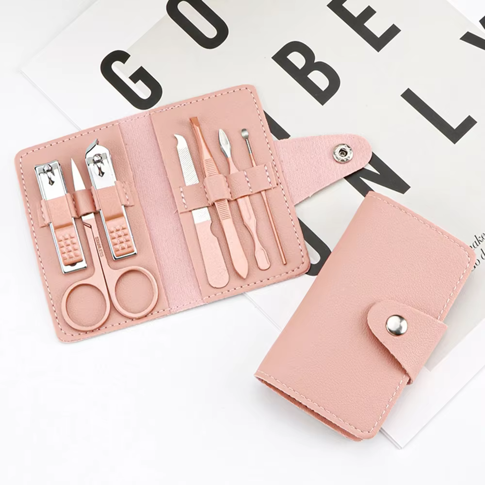 Kit de manucure et pédicure professionnel pour femme – Ensemble de 7 pièces avec outils en acier inoxydable dans un étui en cuir PU coloré