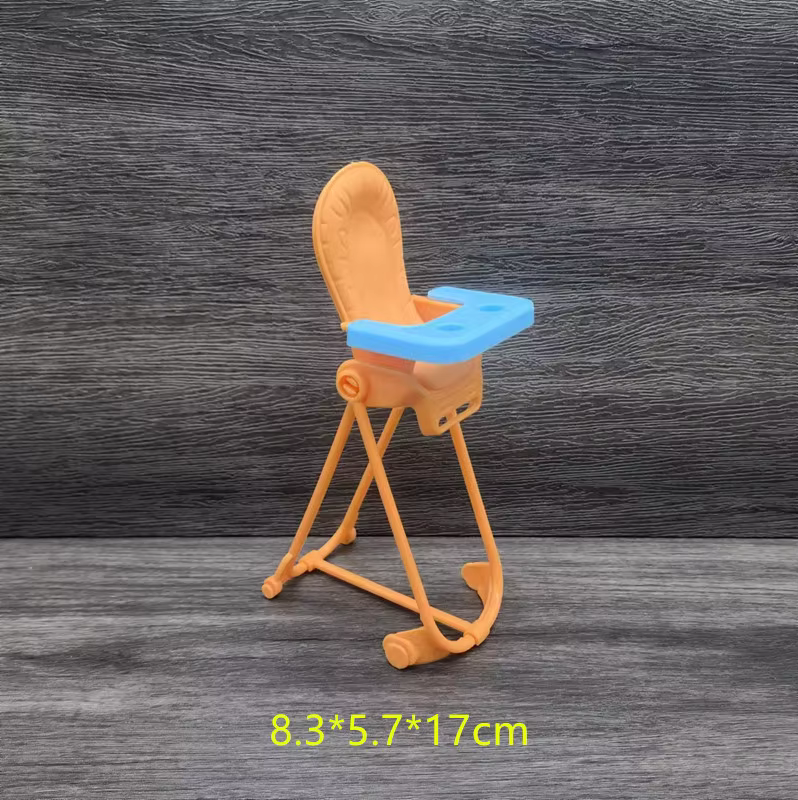 Accessoires Éducatifs Miniatures pour Poupées : Ensemble Complet pour Maison de Poupée avec Évier, Lit, Toilettes, Chaise à Manger et Couverts