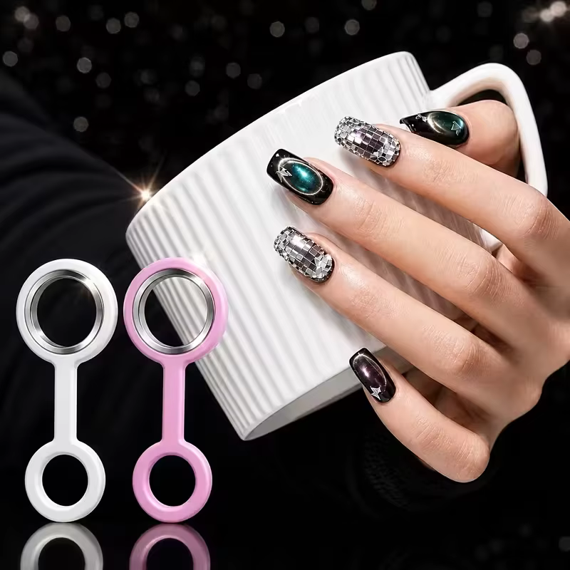 Anneau pour ongles effet œil de chat avec poignée