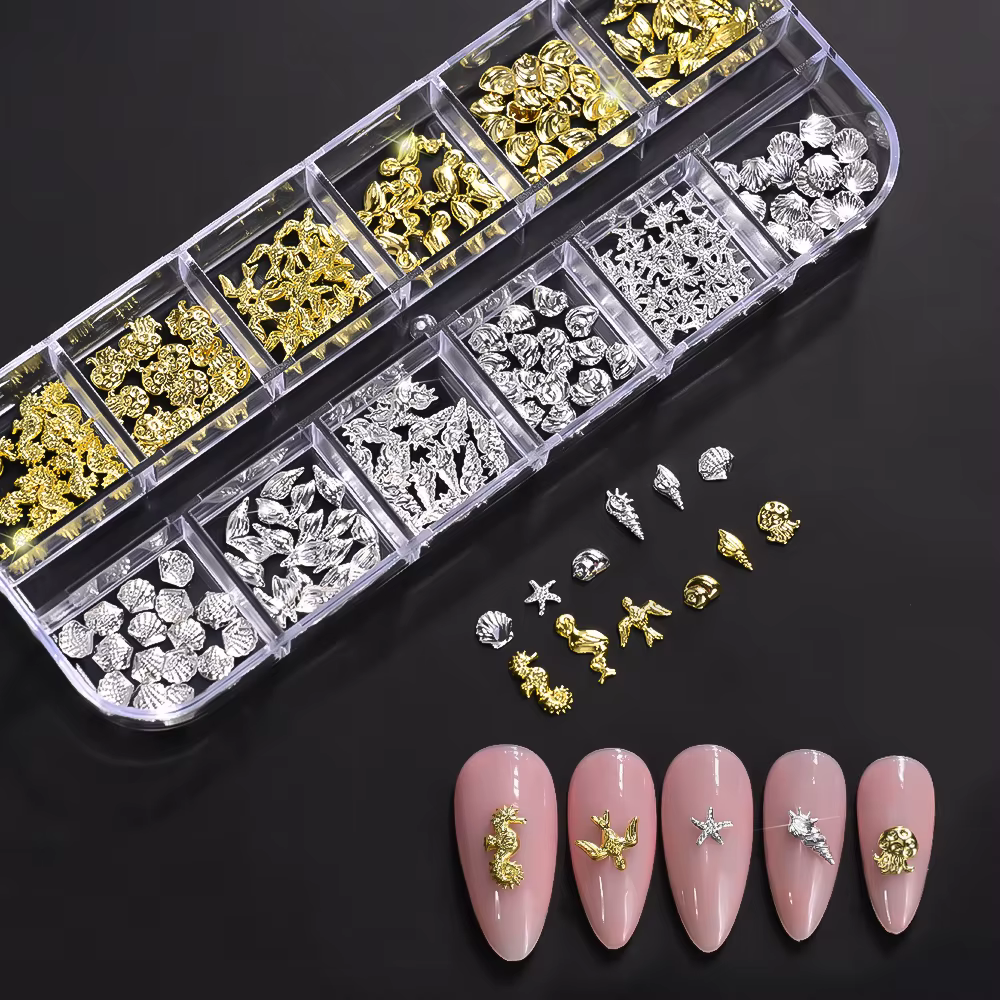 12 compartiments de breloques 3D en alliage pour nail art