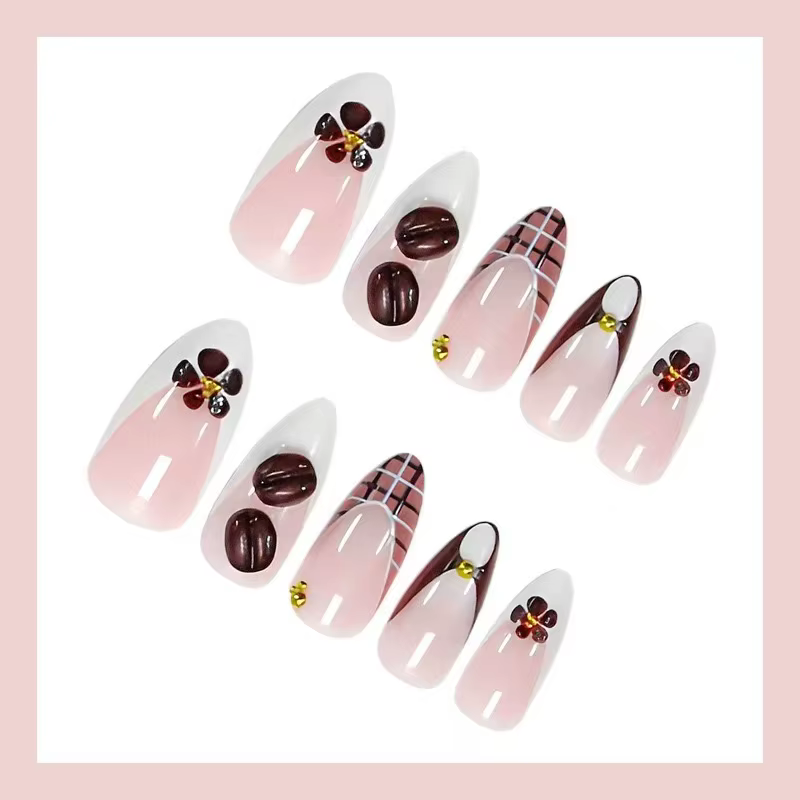 24 faux ongles en relief 3D