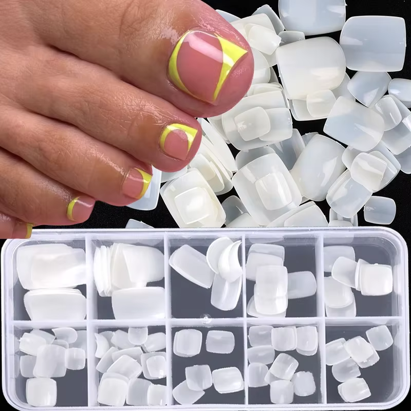 Faux orteils ongles français carré Nature blanc clair