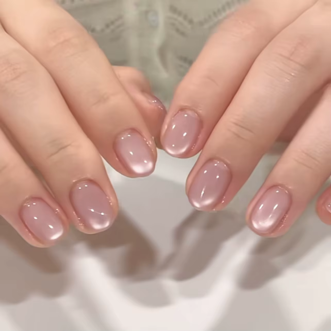 Faux ongles courts et moyens pour automne et hiver
