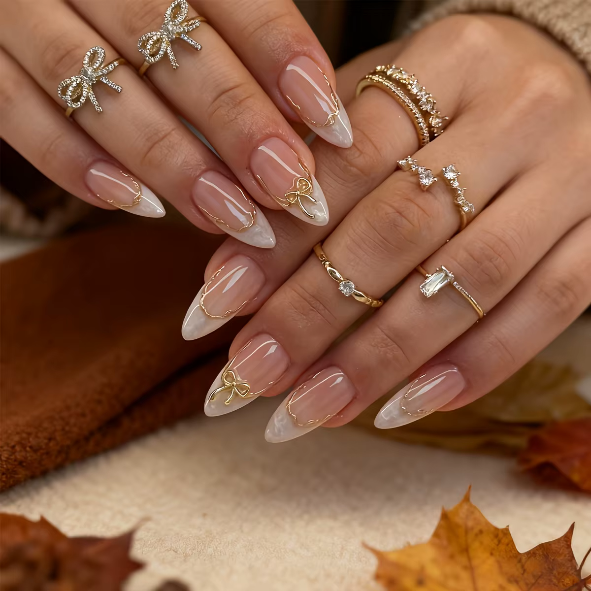 24 pièces de patchs d'art d'ongle pointus blancs