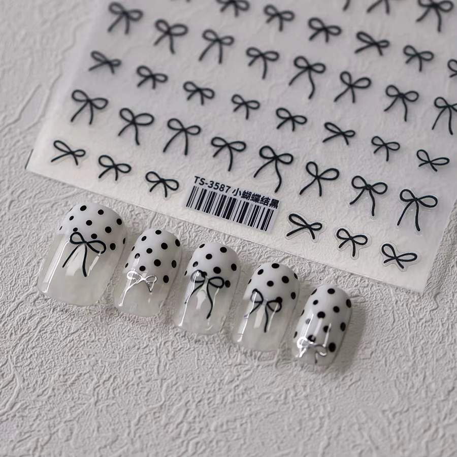 Autocollants 3D Adorables Dorés Argentés Blancs à Nœuds Papillon pour Ongles