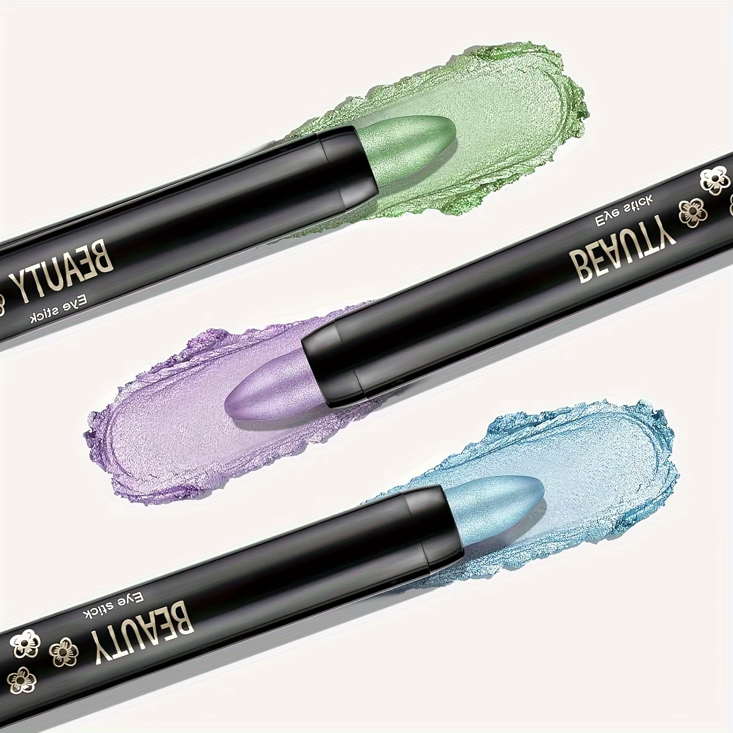 Eyeliner nacré imperméable et longue durée