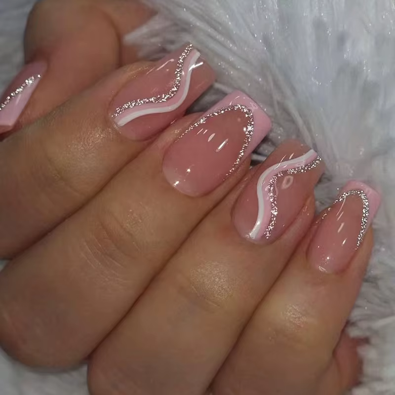 Rayures blanches 24 pièces presse sur ongles rose dégradé faux