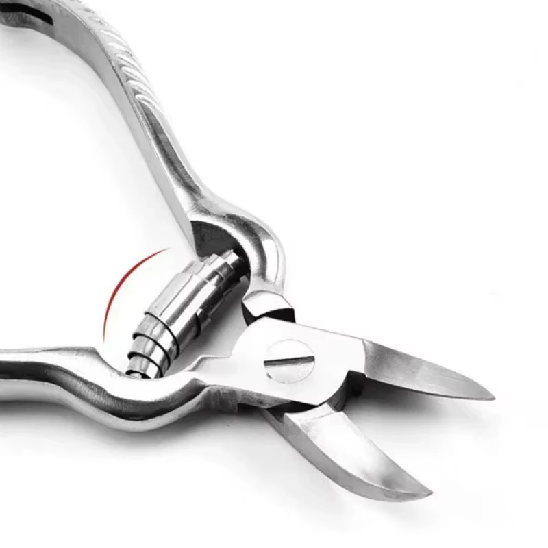 Pince à cuticules professionnelle pour manucure et pédicure