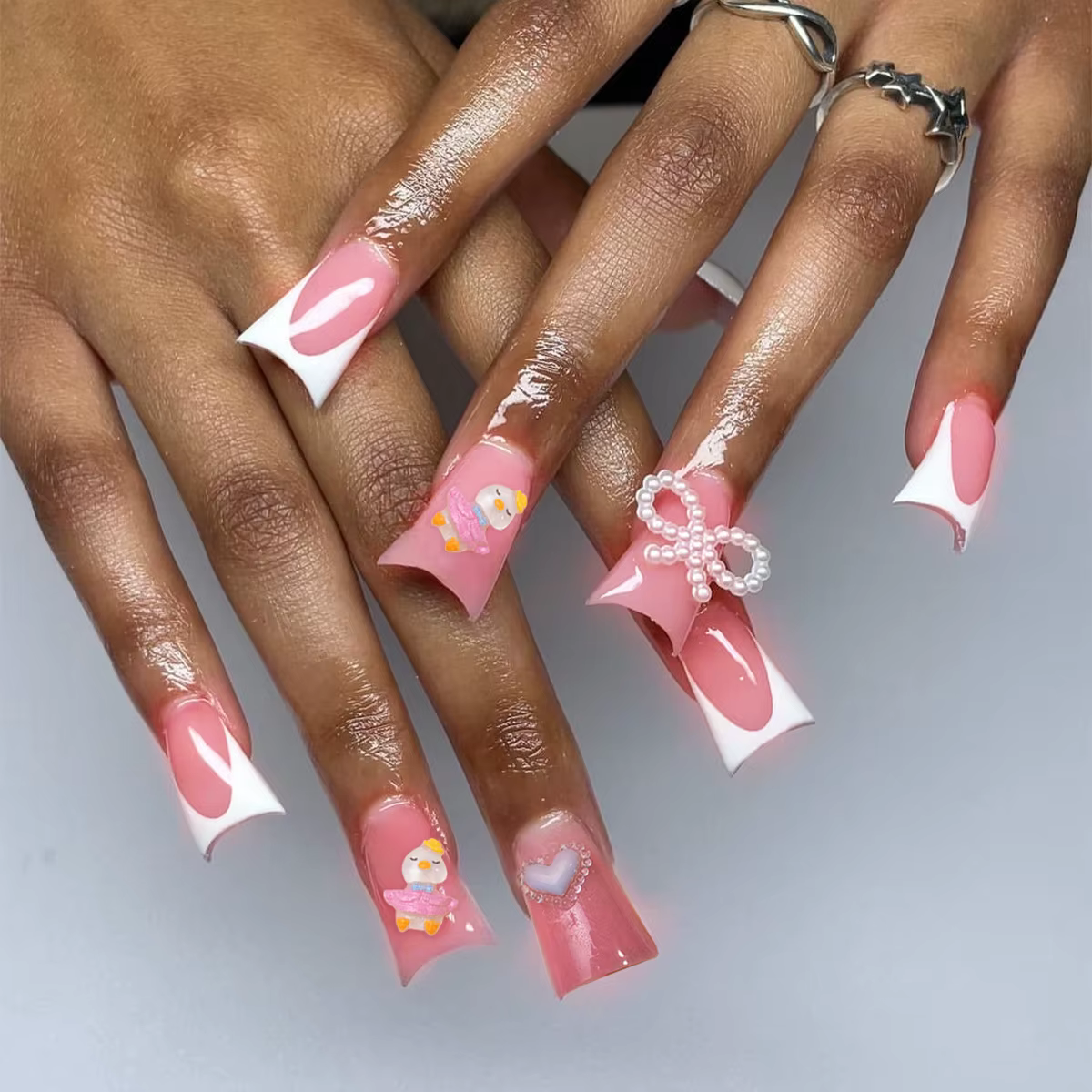 24 pièces imprimé léopard bec de canard presse sur ongles fleur bleue faux