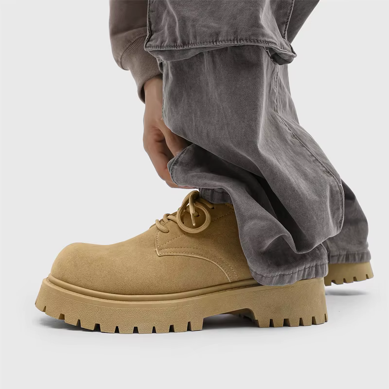 Bottes de travail robustes pour hommes, style Derby, rétro, à lacets, en daim, semelle épaisse, respirantes, basses, chaussures décontractées industrielles pour hommes 2026