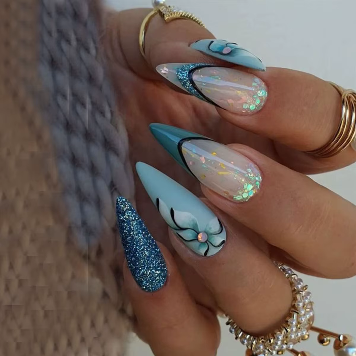 Faux ongles français avec imprimé léopard