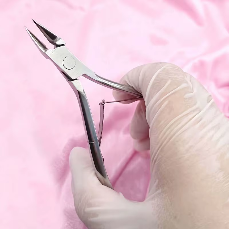 Pinces à cuticules manucure des ongles ciseaux