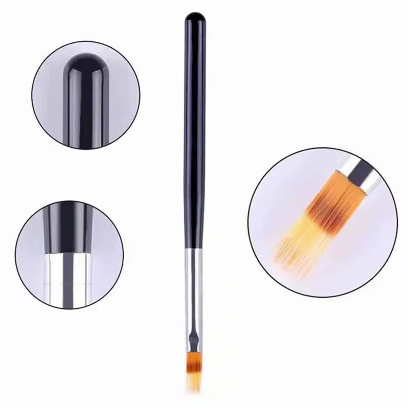 Outils pour ongles brosse