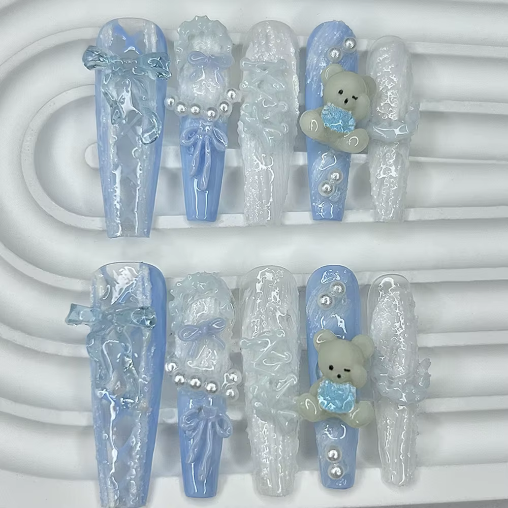 Rococo français Ballet dentelle à la main presse sur les ongles 3D doux mignon ours gypse arc perle faux
