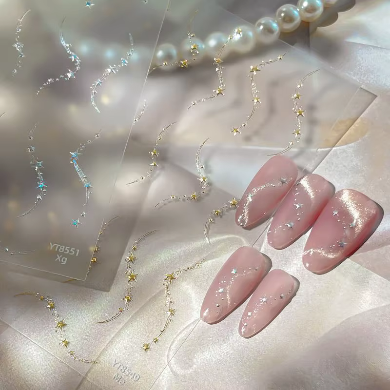 Autocollants pour ongles en forme de chaîne d'étoiles de luxe