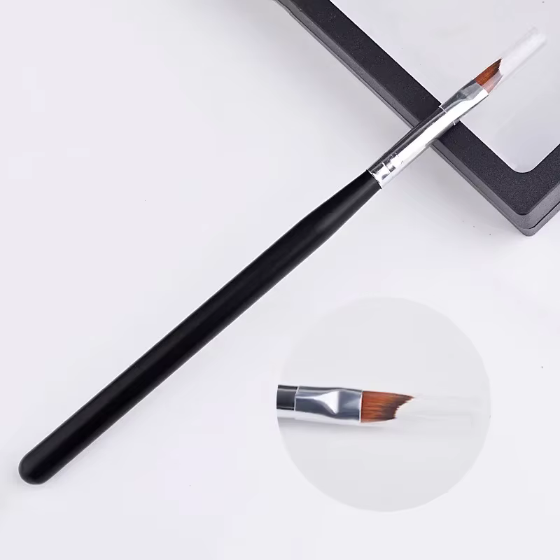 Brosse française pour ongles