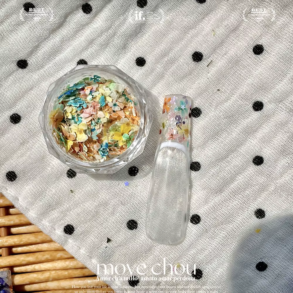 1 boîte de fleurs pour ongles