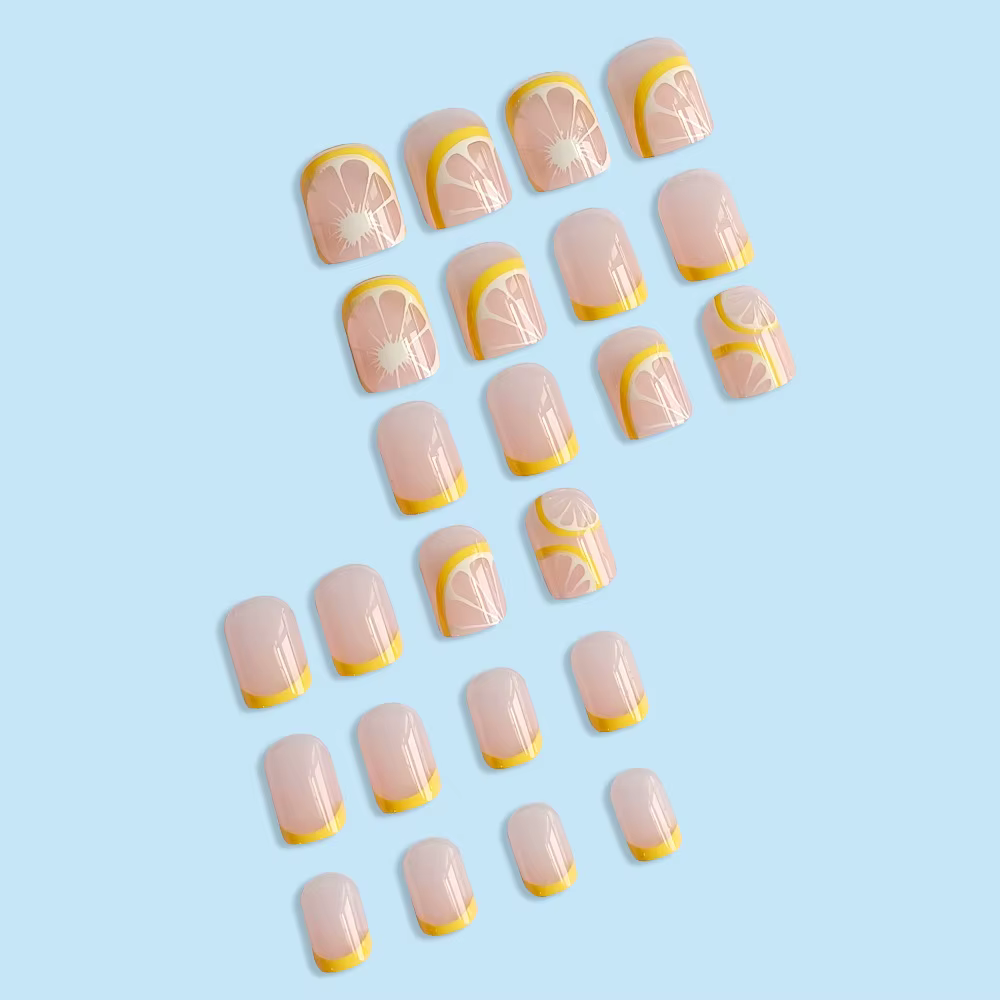 24 pcs Citron Court Porter Conseils Ongles Faux Patch Presse