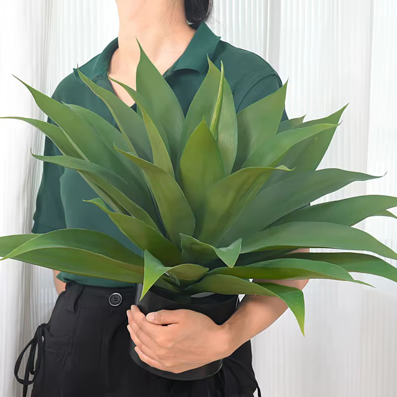 Plante succulente verte artificielle d'agave tropicale avec pot, ornements de balcon extérieur, décorations d'intérieur à la maison, décorations de chambre à coucher, 1,5 pi, H2042