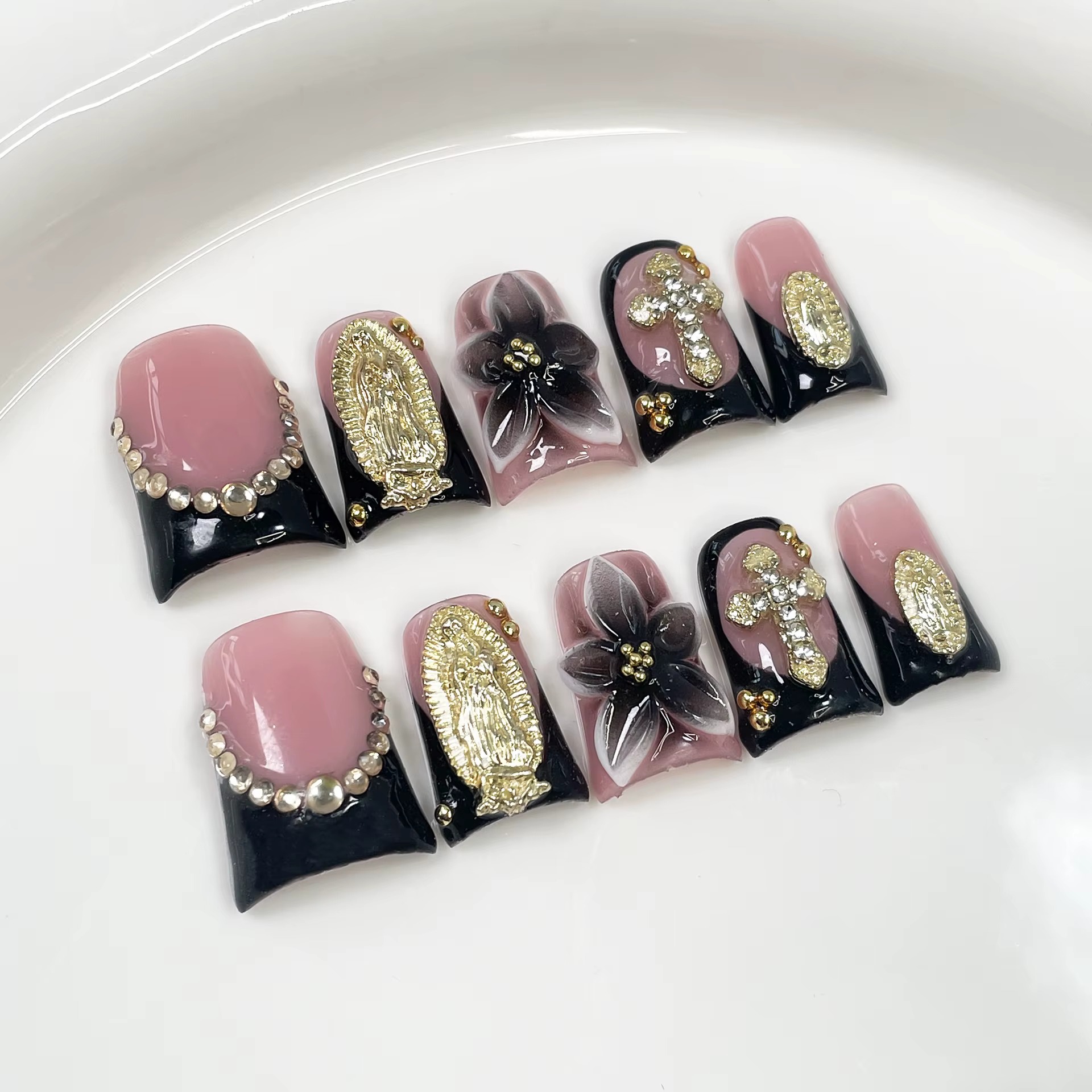10 pièces noir bec de canard en forme de presse à la main sur les ongles faux