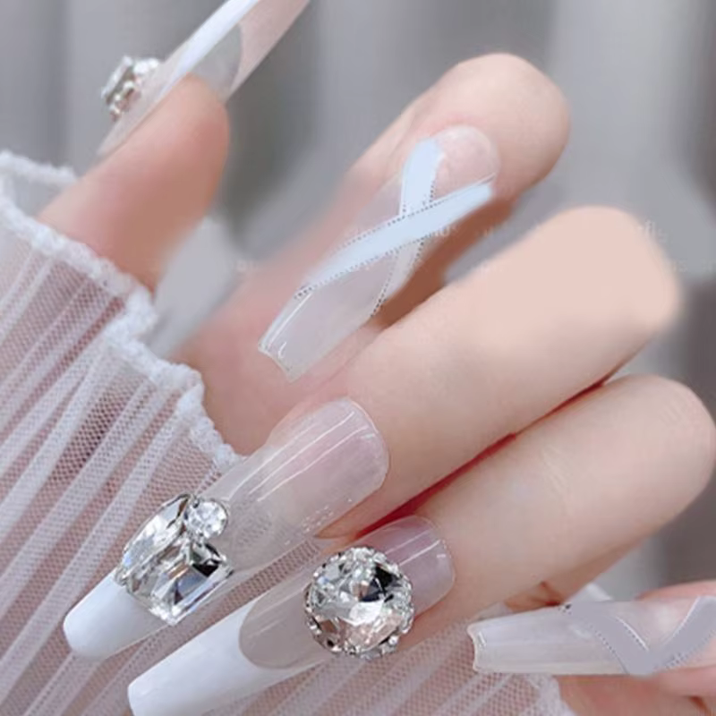 831E 3PCS Charmes à ongles irréguliers Nails accrocheurs