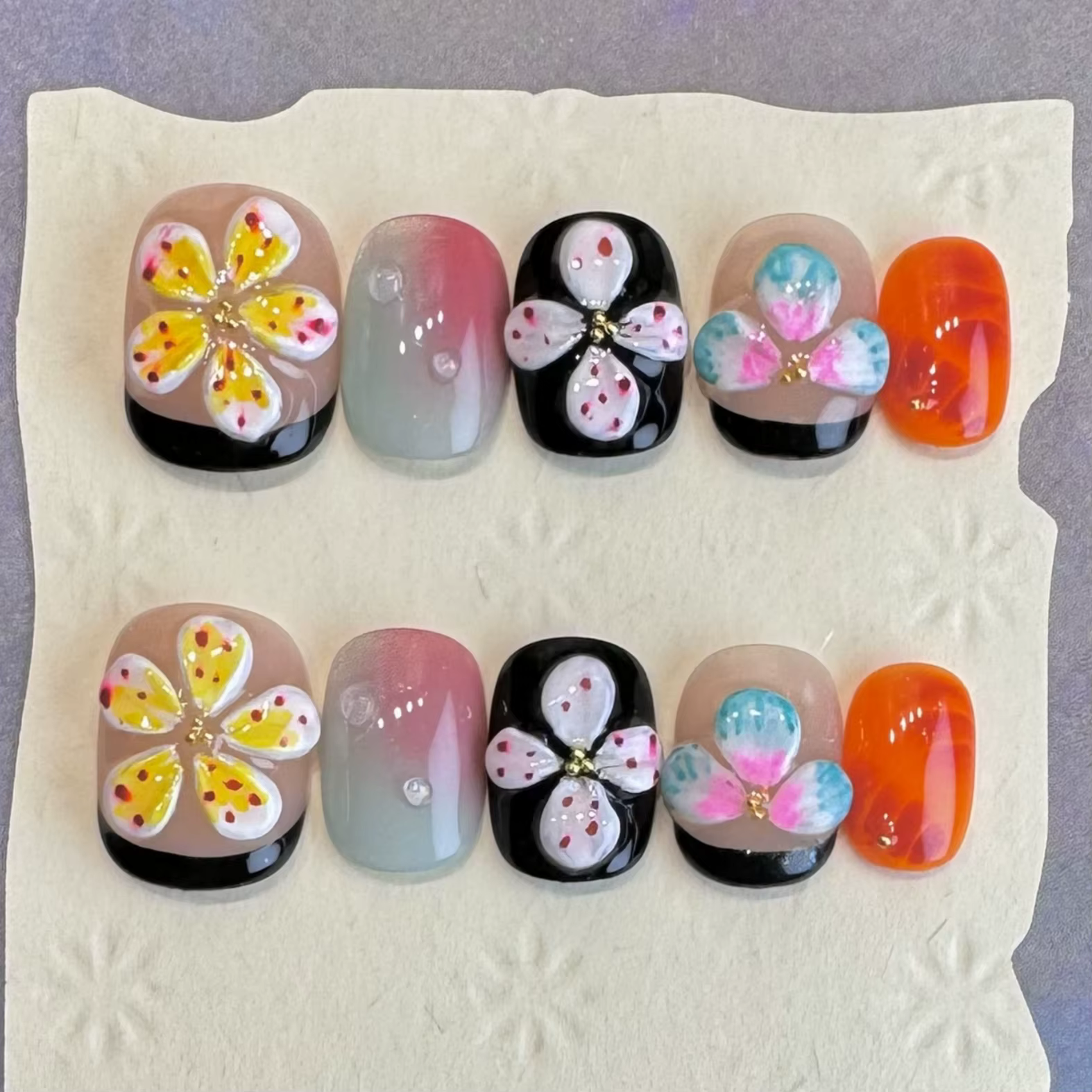 Faux ongles à pression faits à la main