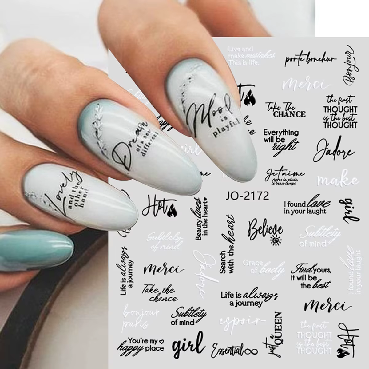 Autocollants pour ongles avec lettres anglaises noires et blanches