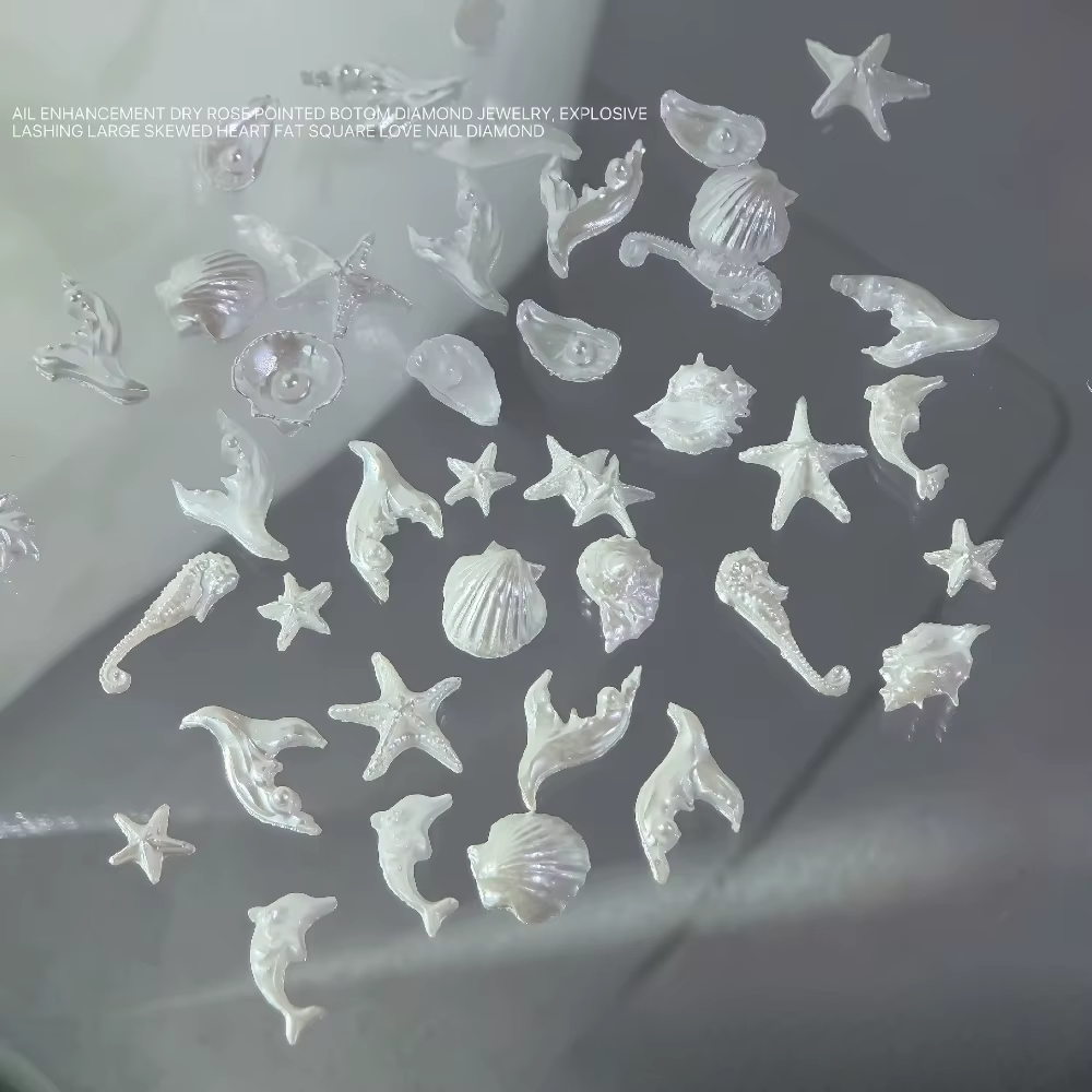 Accessoires de nail art nacrés