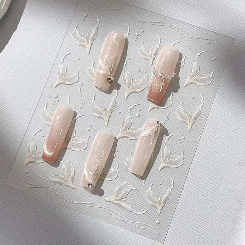 Autocollants pour ongles en queue de poisson blanche
