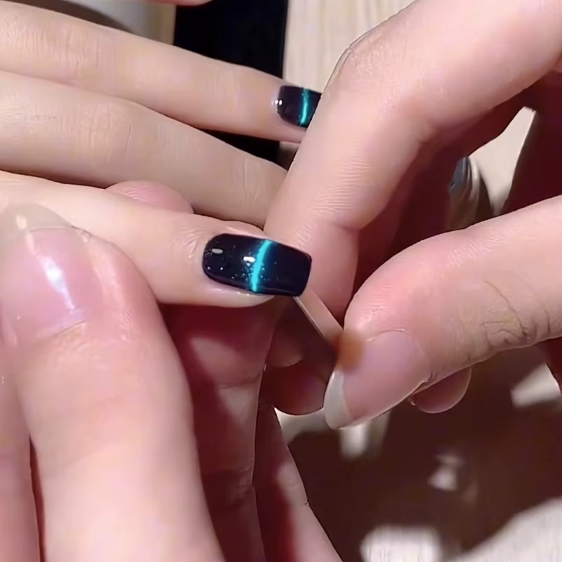 Stylo magnétique pour nail art