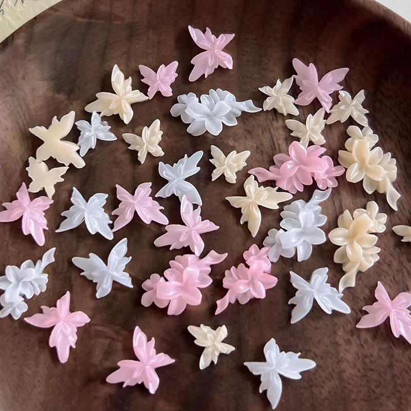 20 pièces papillons Nail Art décorations résine ongles papillon breloques