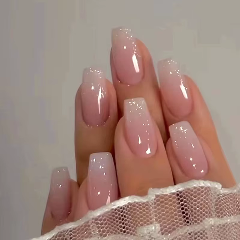 Faux ongles à presser de taille moyenne