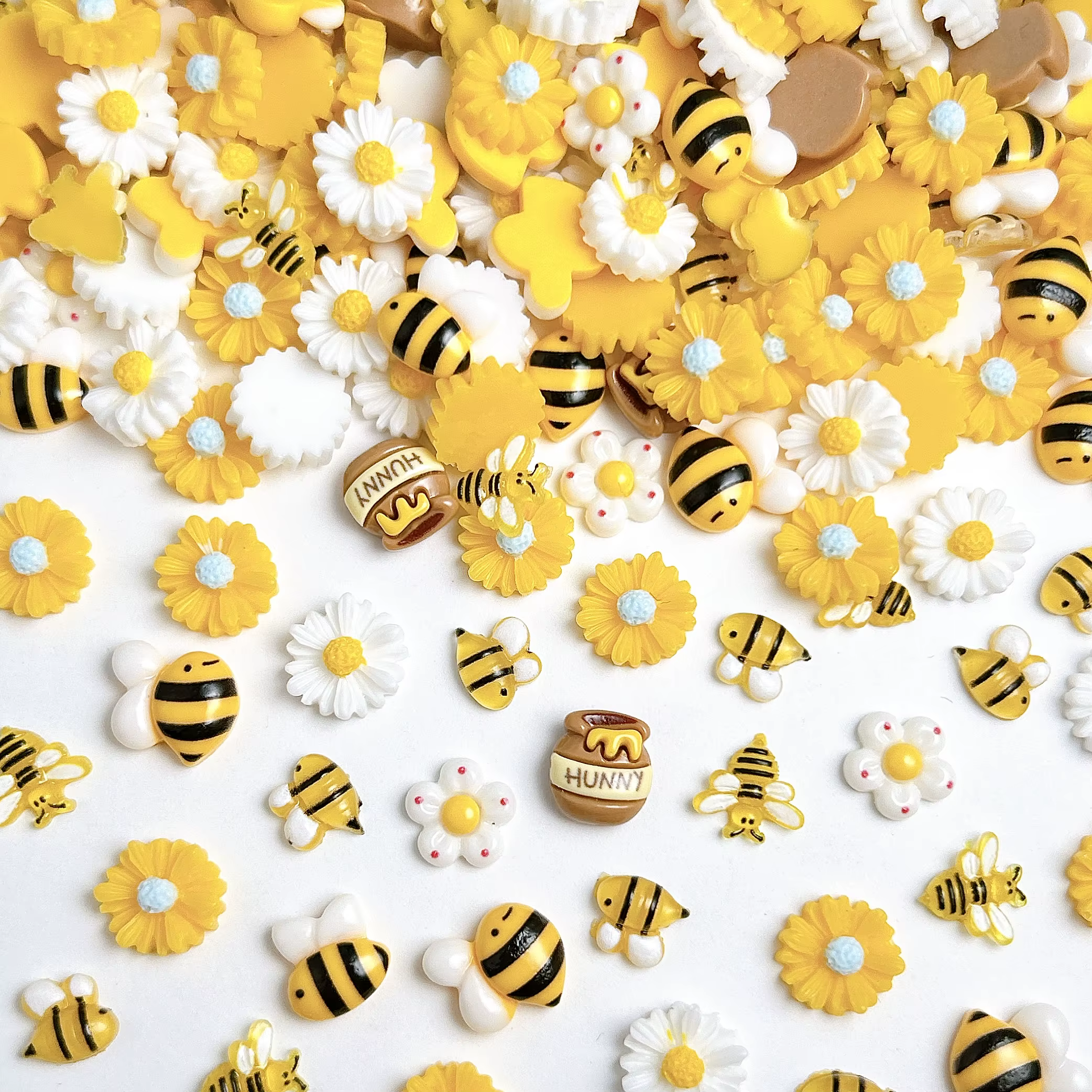 30 pièces 3D dessin animé mignon jaune abeille Nail Art breloques créatif potelé miel peut tournesol marguerite résine