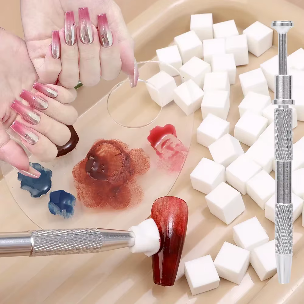 Mini éponge carrée pour Nail Art