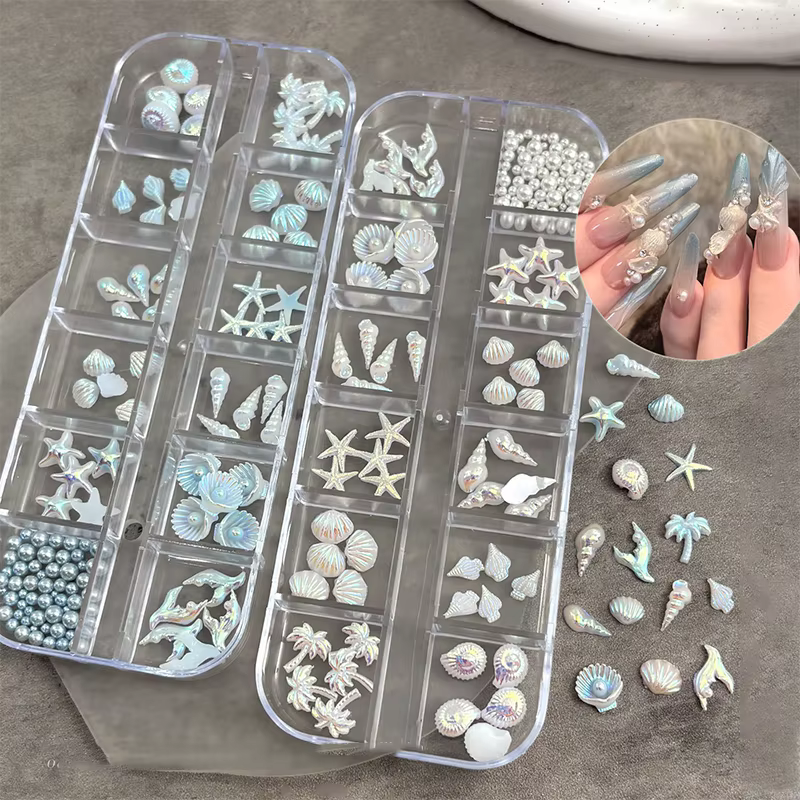 Boîte de 12 compartiments de breloques 3D pour ongles