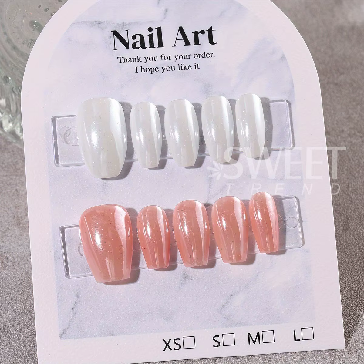 Poudre chromée pour ongles blancs brillants à l'eau