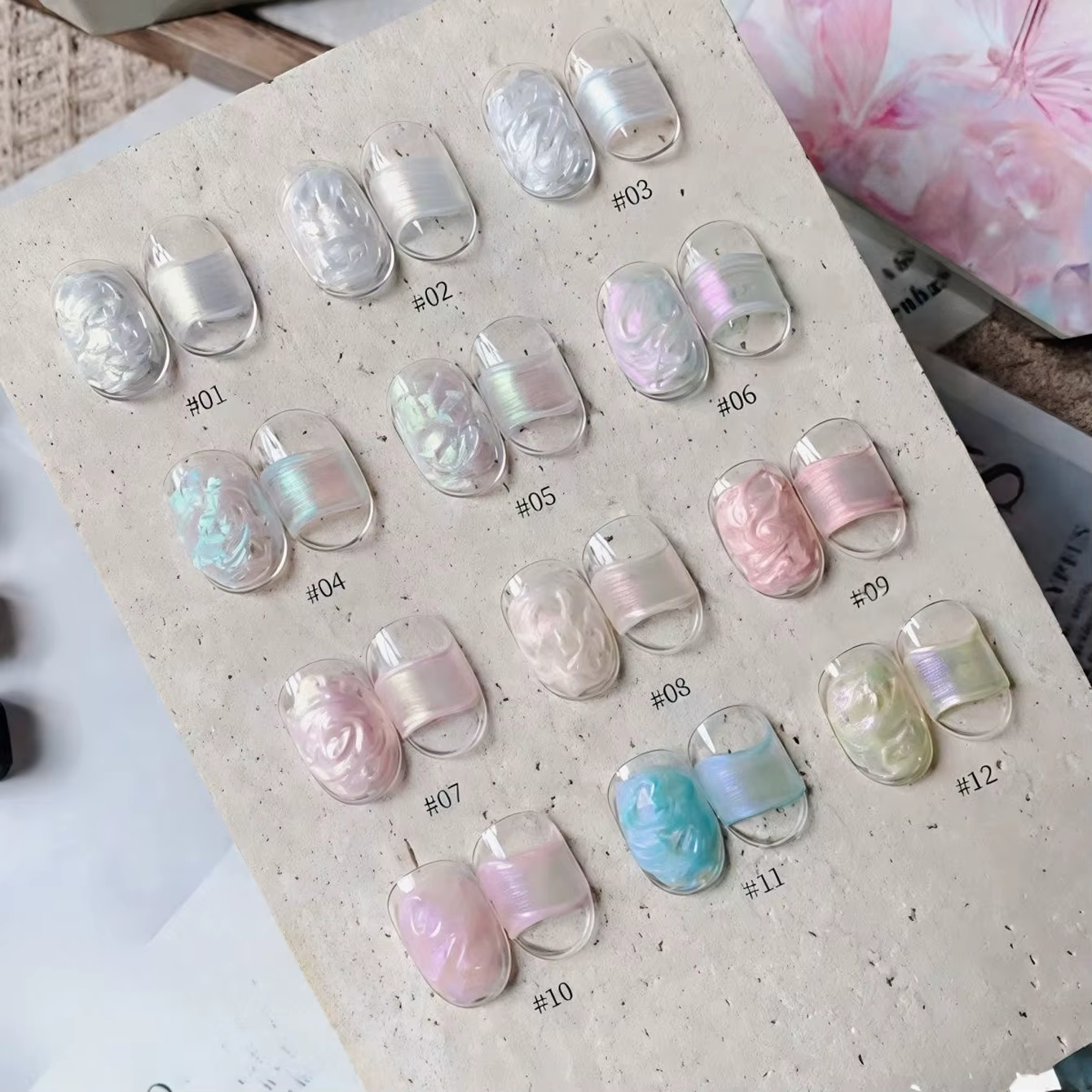 Nouveau Gel à Ongles Acétique Aurora 2026 – Texture Brillante