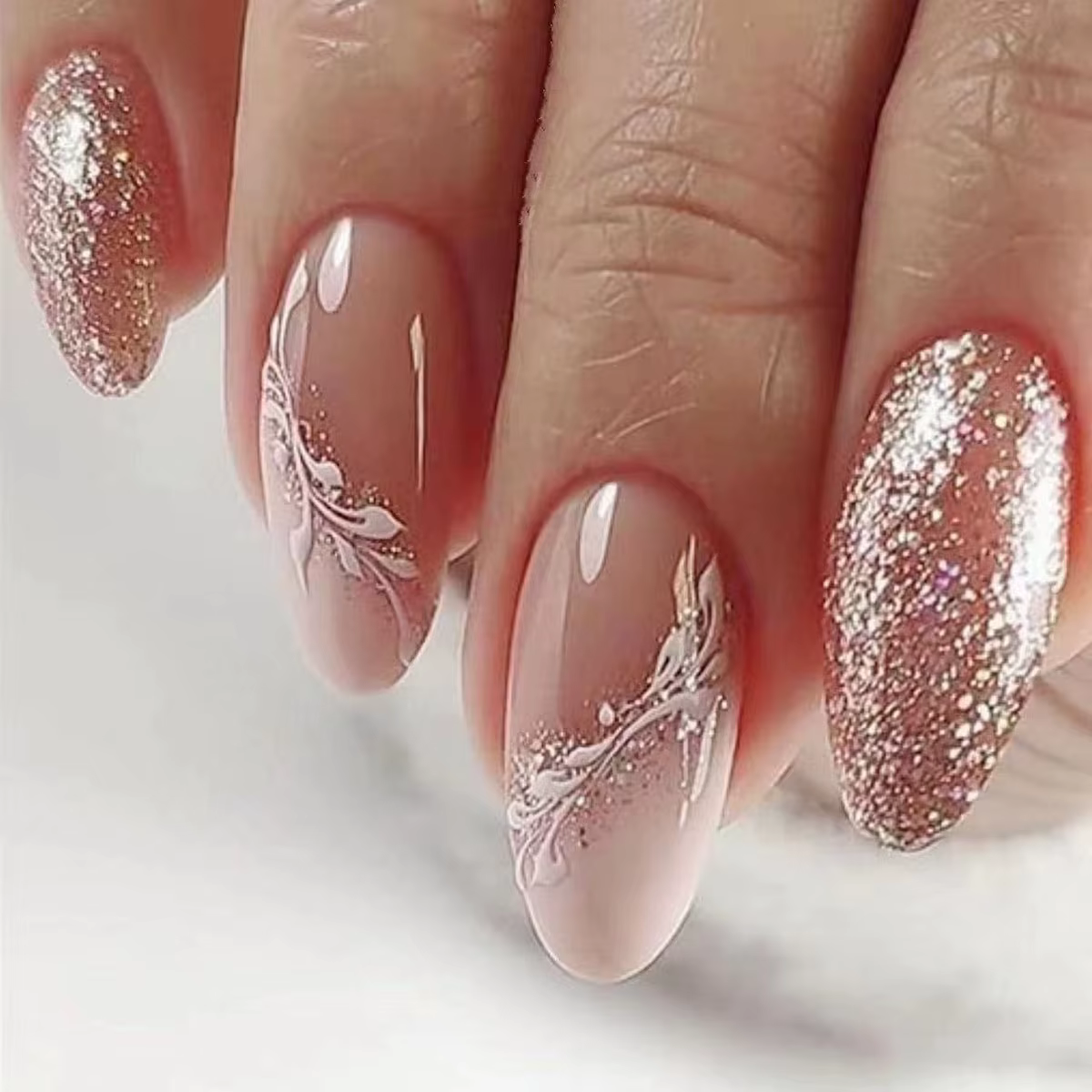 Faux ongles français en amande mate